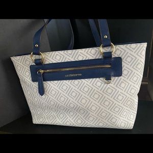 White and blue Liz Claiborne handbag. Like new condition.